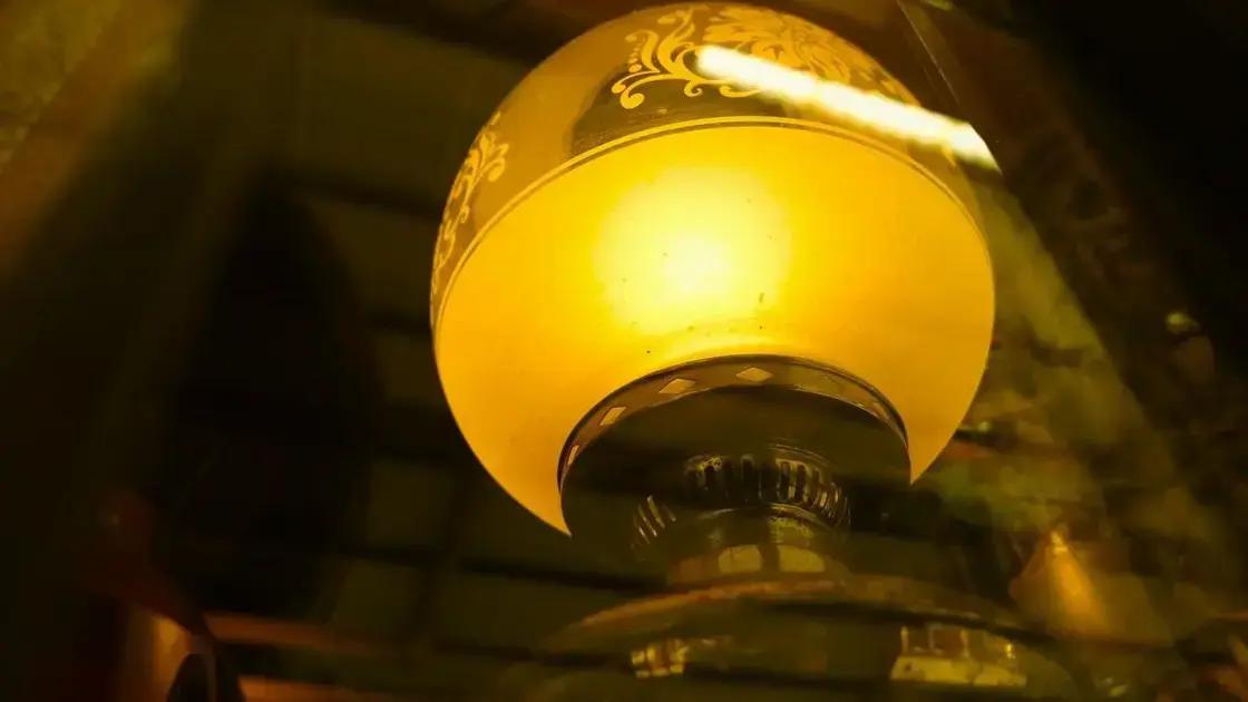 Sådan rengør og vedligeholder du lakerede aluminiumsskærme