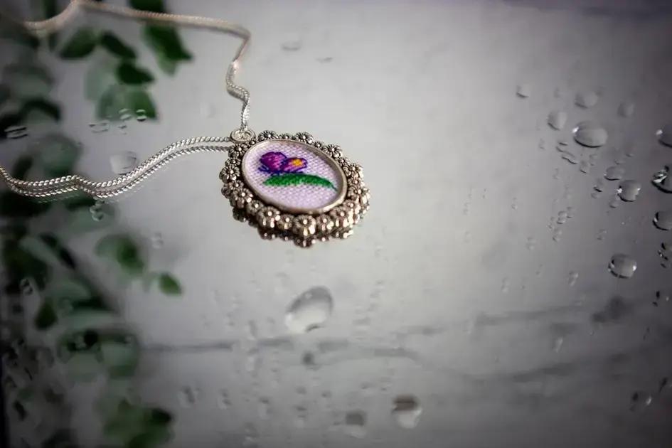 Tips til at matche pendelstørrelse med borddiameter